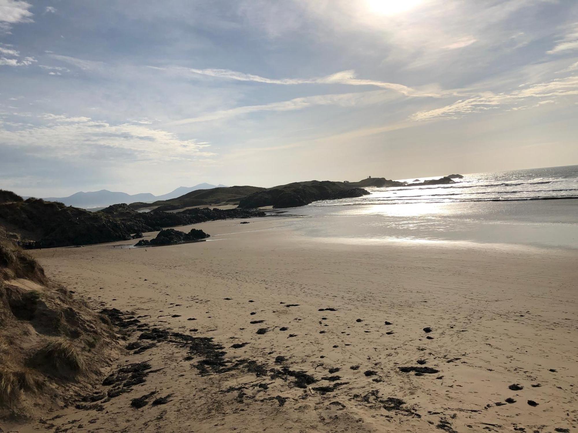 Llanw Malltraeth - Malltraeth Tides Llangadwaladr  Kültér fotó